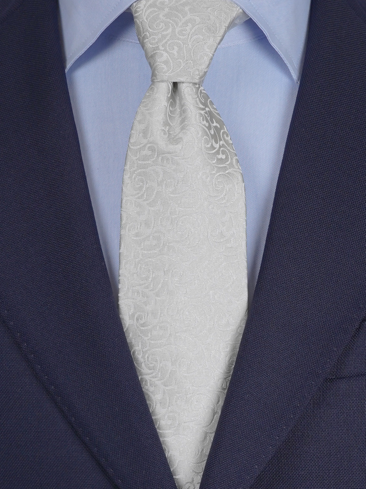 Vaalea hopea silkkisolmio & taskuliina