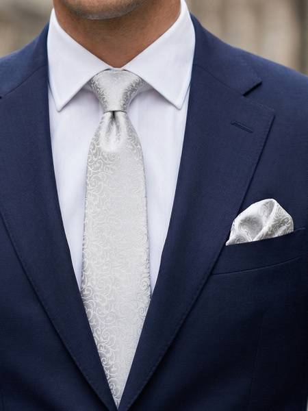 Vaalea hopea kapea silkkisolmio & taskuliina Lusso