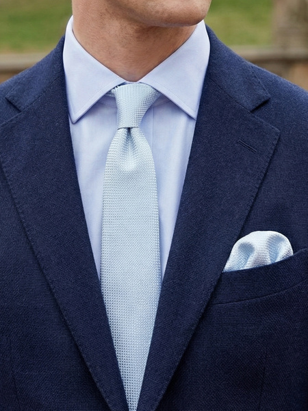 Light blue silk grenadine skinny tie & hanky