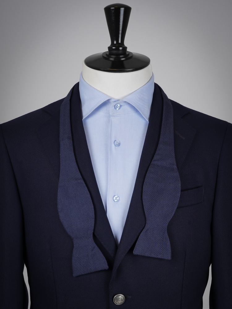 Marinblå oknuten fluga & näsduk i kashmir