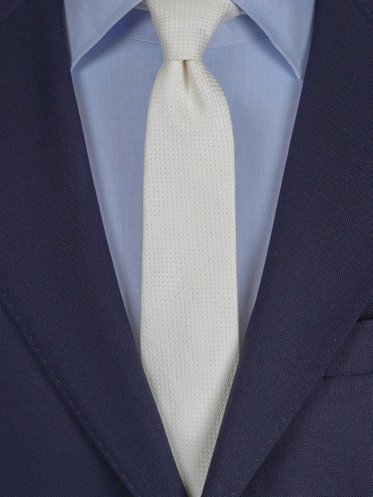 Krémová úzky kašmírová grenadínová kravata a vreckovka do saka