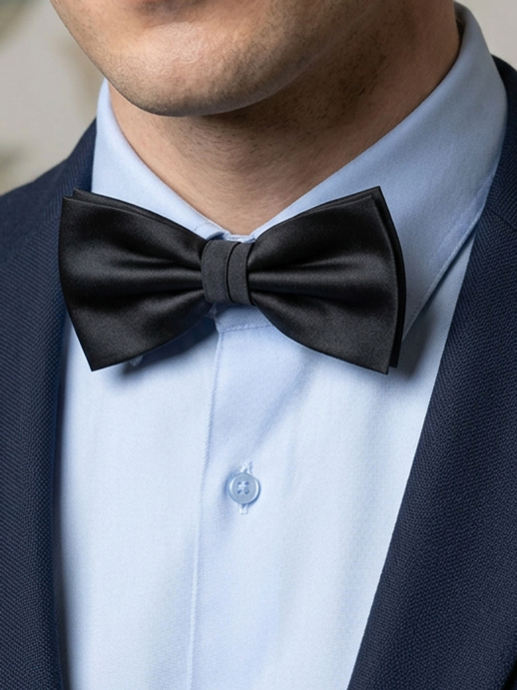 Black bow tie