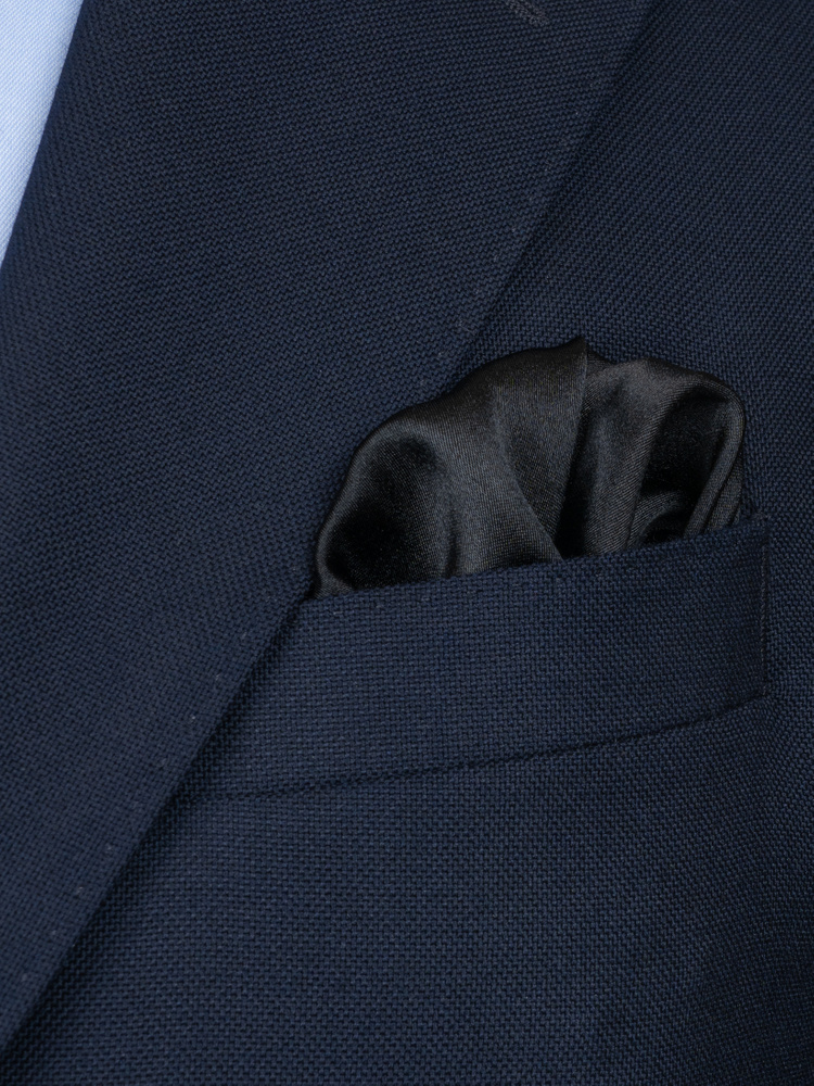 Pochette de costume noire