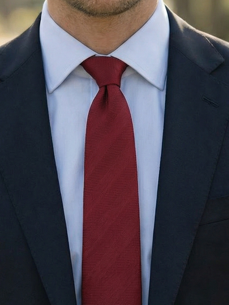 Skinny burgundy tie herringbone