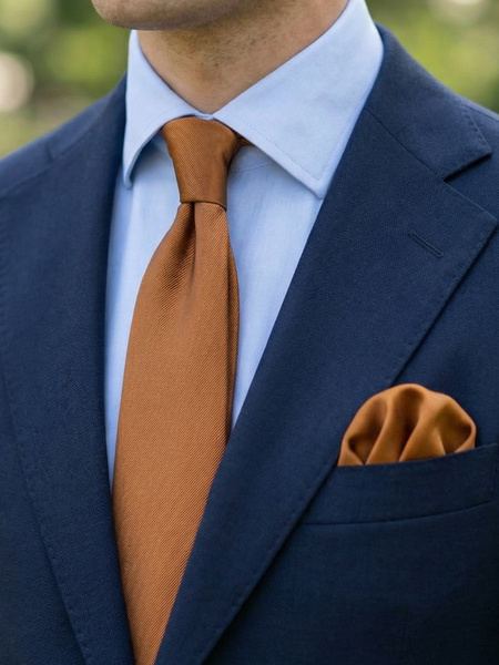 Brun slips & näsduk