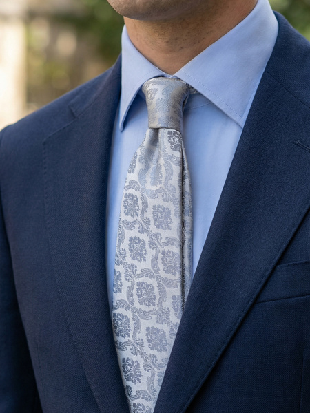 Silver tie Damask
