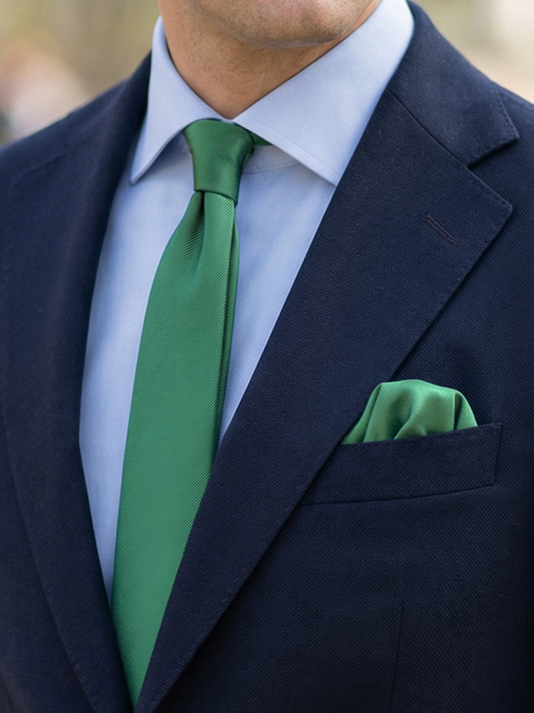 Schmale Grüne Krawatte & Einstecktuch