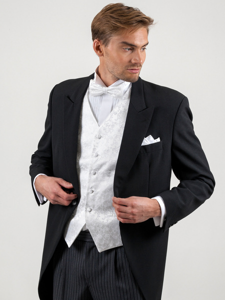 White waistcoat Niels + bow tie + hanky
