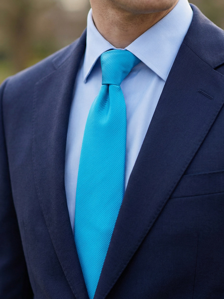 Turquoise tie