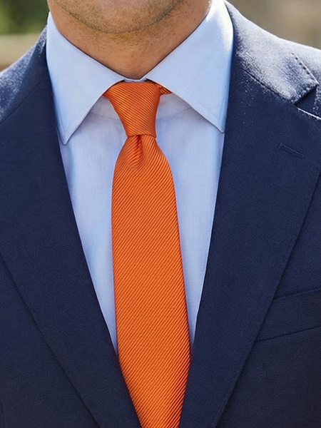 Cravatta arancione ruggine stretta
