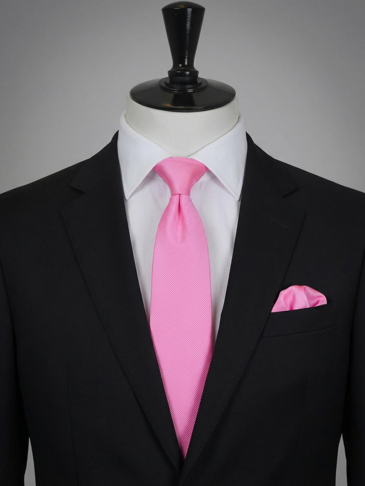 Ružičasta kravata i rupčići