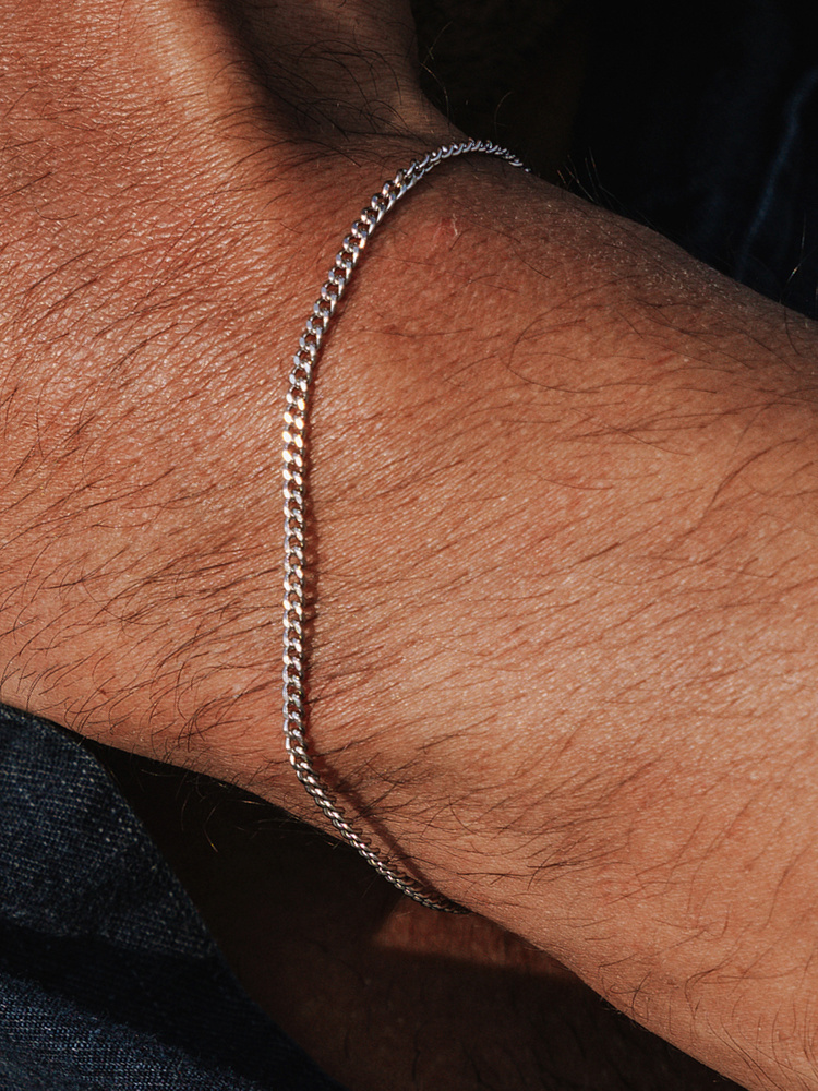 2 mm | Silberfarbenes Gliederarmband aus Edelstahl