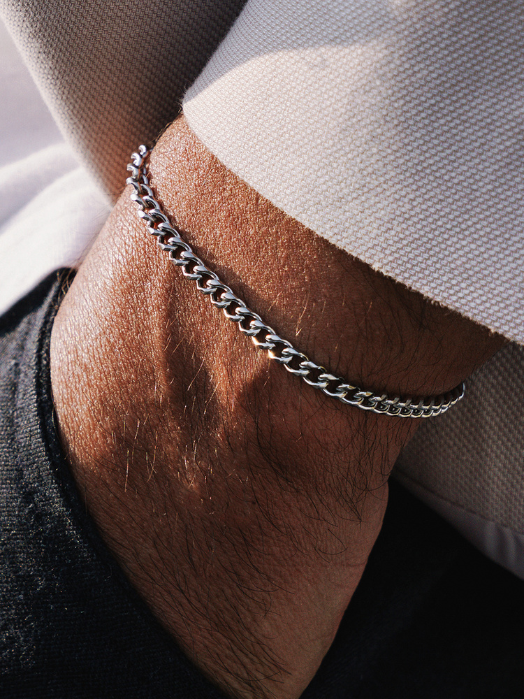 4 mm | Silberfarbenes Gliederarmband aus Edelstahl
