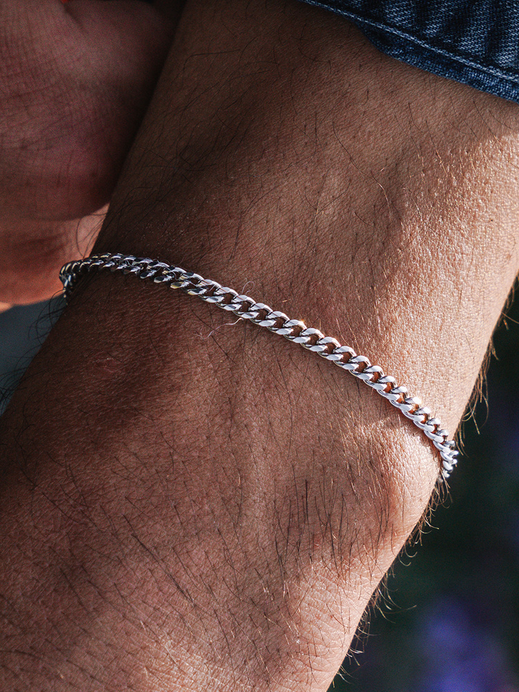 3 mm | Silberfarbenes Gliederarmband aus Edelstahl