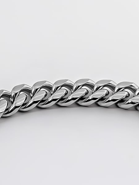 7 mm | Silverfärgat kedjearmband i rostfritt stål