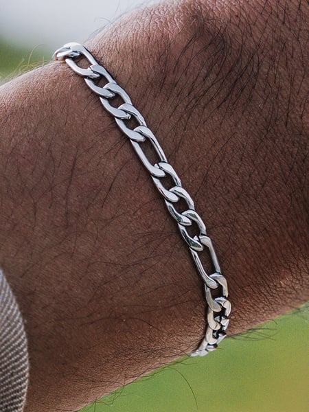 5 mm | Silberfarbenes Gliederarmband aus Edelstahl