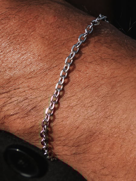 4 mm | Silberfarbenes Gliederarmband aus Edelstahl