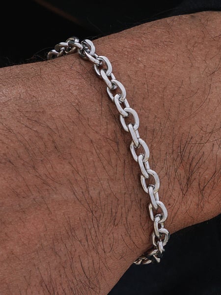 6 mm | Silberfarbenes Gliederarmband aus Edelstahl