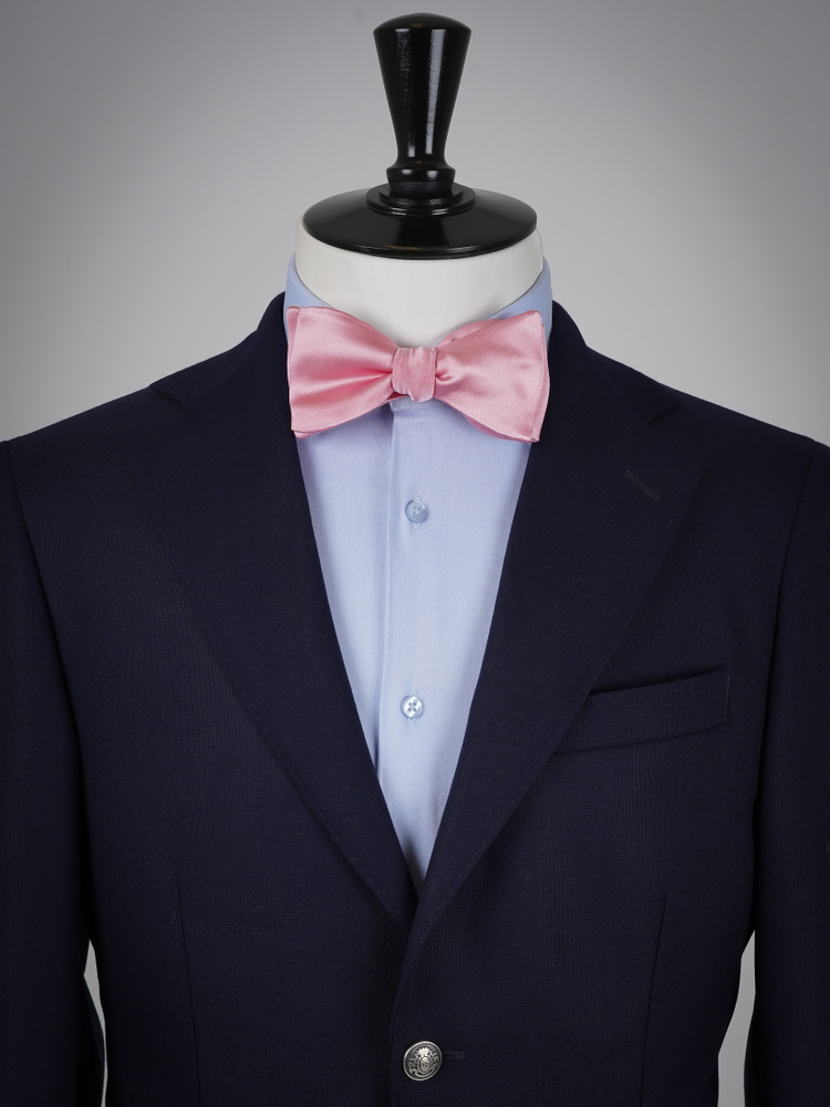Light pink self-tie bow tie