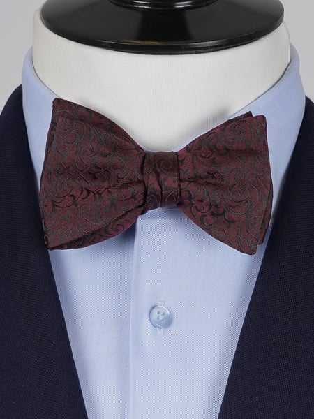 Burgundy self-tie bow tie Lusso