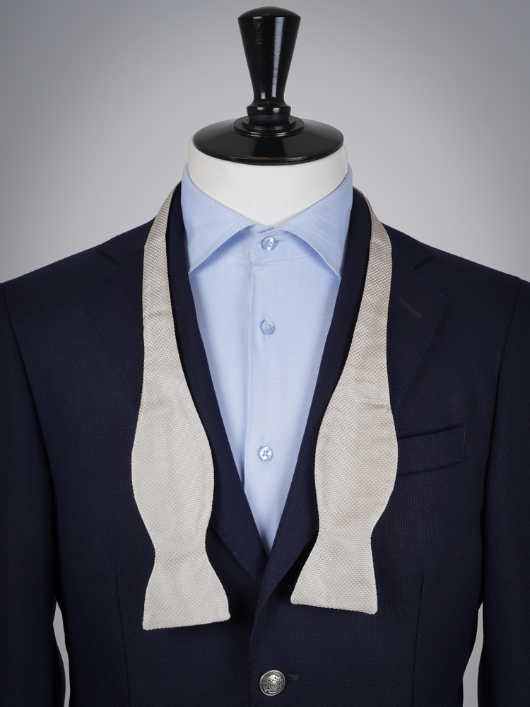 Beige grenadine self-tie bow tie
