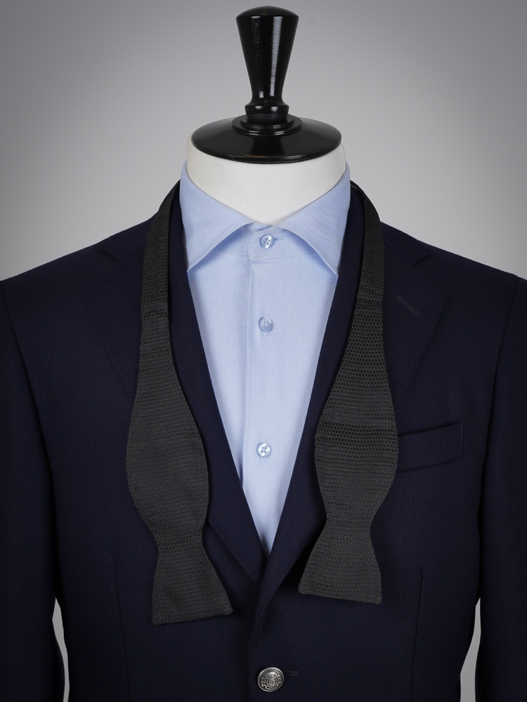 Black grenadine self-tie bow tie