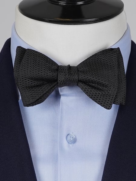 Black grenadine self-tie bow tie