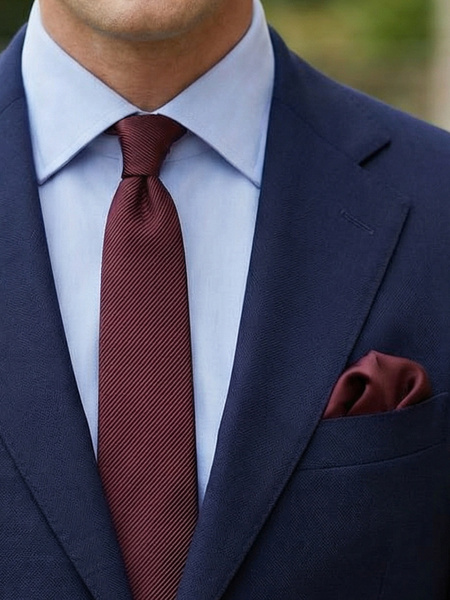 Úzka tmavobordová kravata & vreckovka do saka