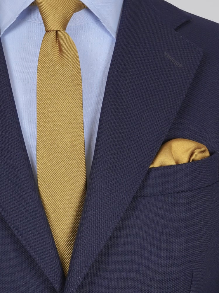 Skinny gold tie & hanky