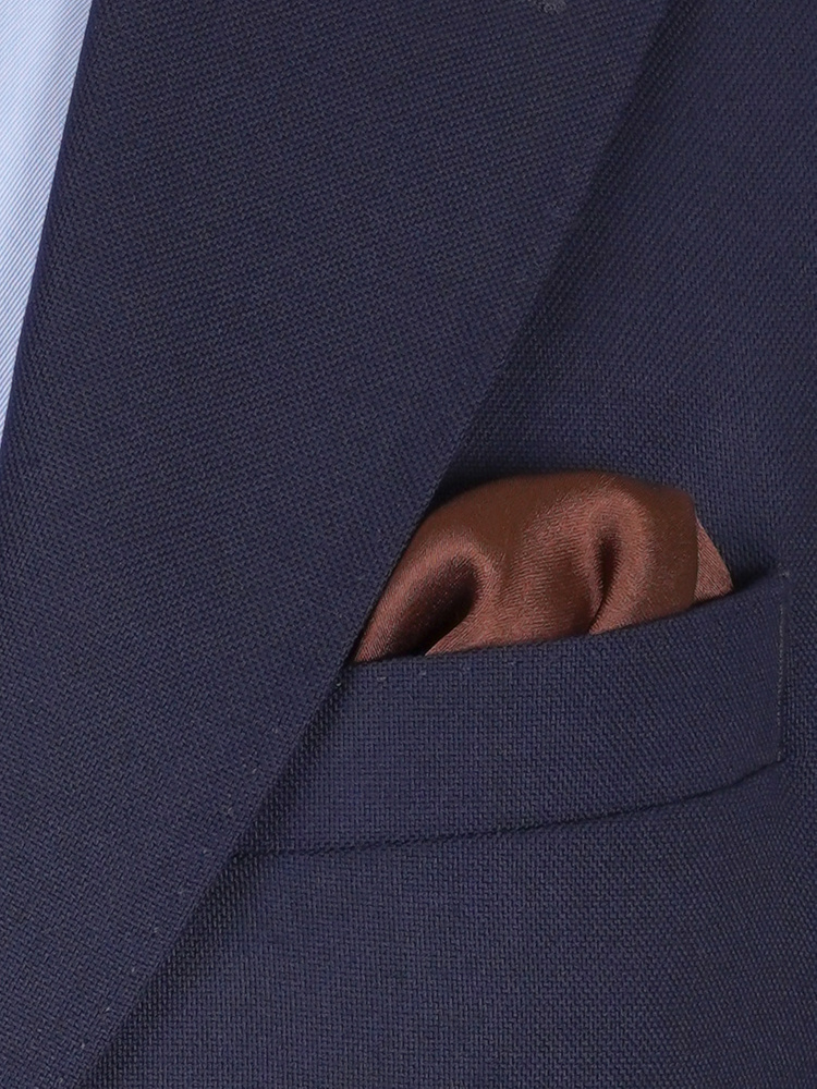 Cravate marron nuit étroite avec pochette de costume