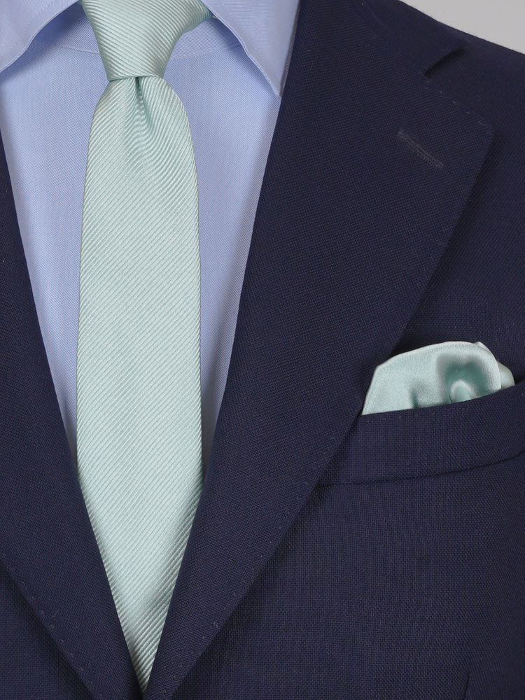 Skinny mint green tie & hanky