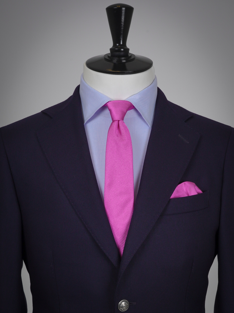Skinny fuchsia tie & hanky