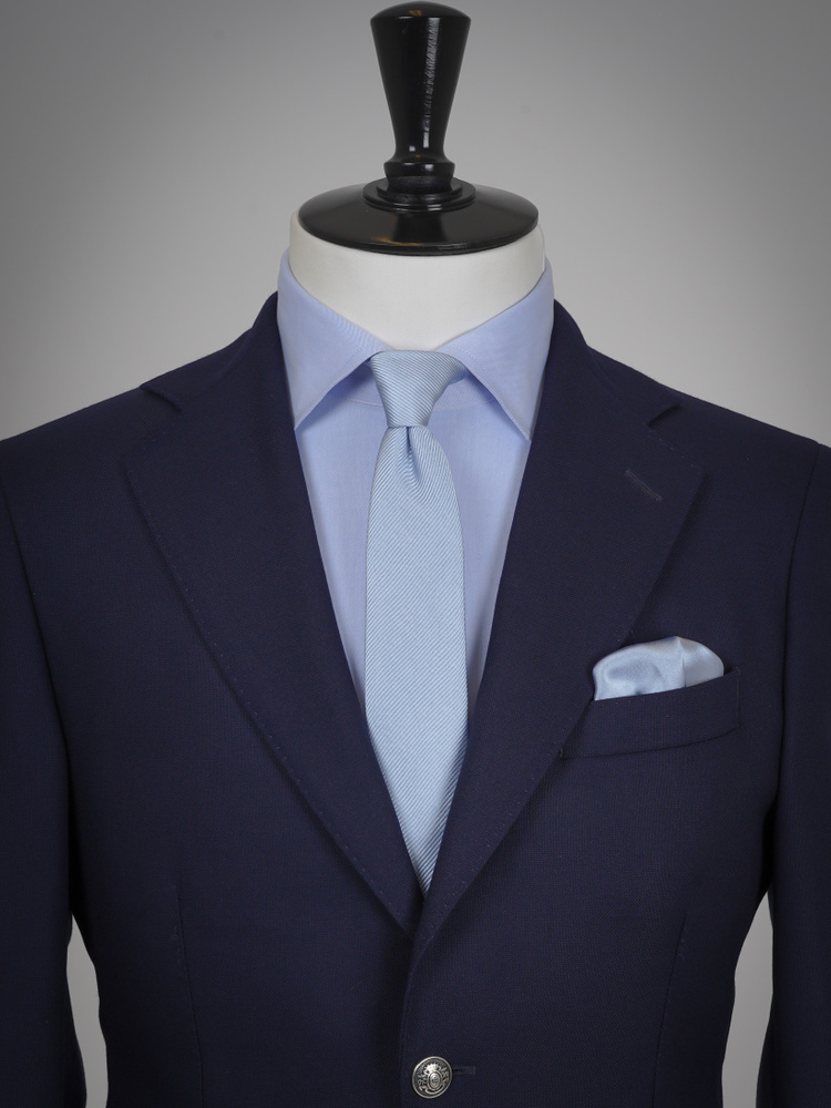 Skinny very light blue tie & hanky