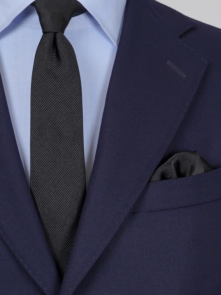 Skinny black tie & hanky