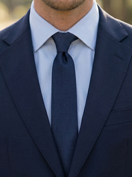 Smal mörkblå slips kashmir grenadine