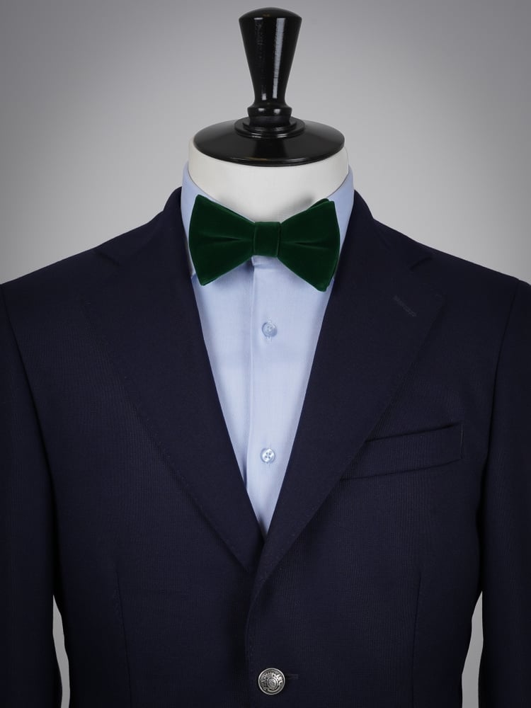 Dark green velvet bow tie