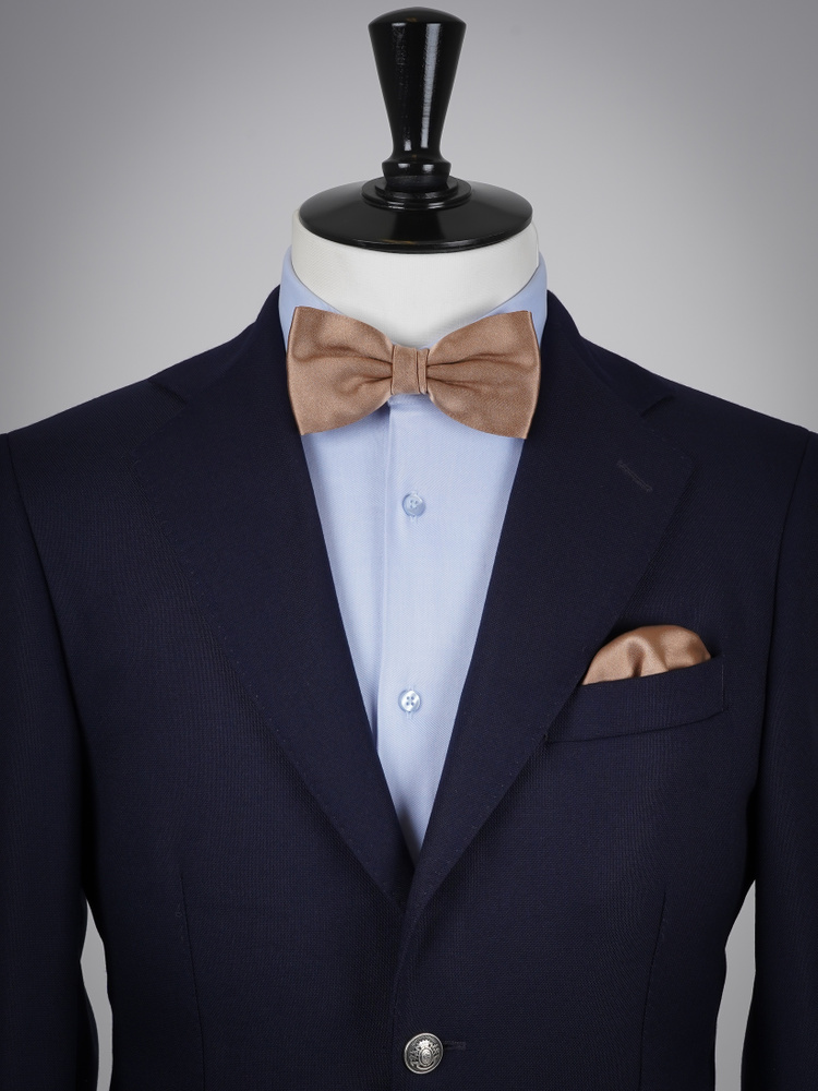 Khaki smeđa leptir kravata i rupčići