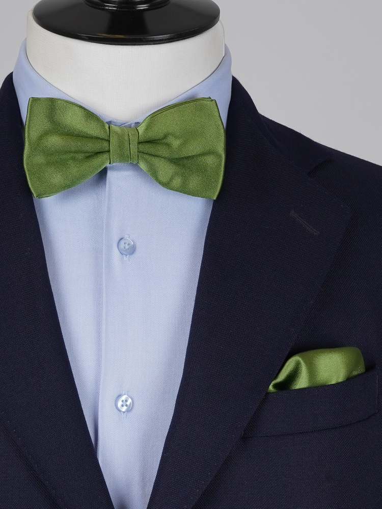 Hellolivgrüne Fliege & Einstecktuch