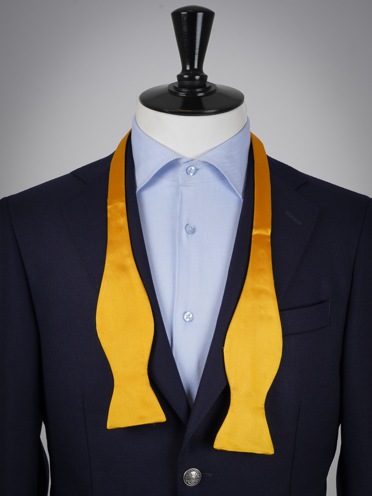 Selbstbinder Senfgoldene Fliege & Einstecktuch