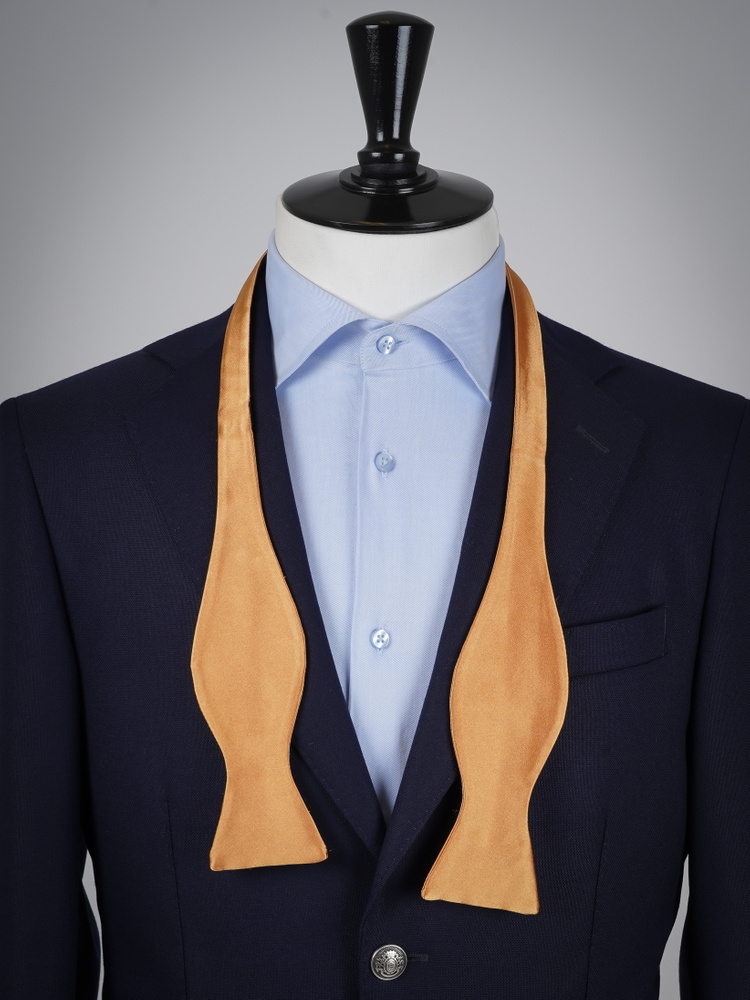 Selbstbinder Cremegelbe Fliege & Einstecktuch