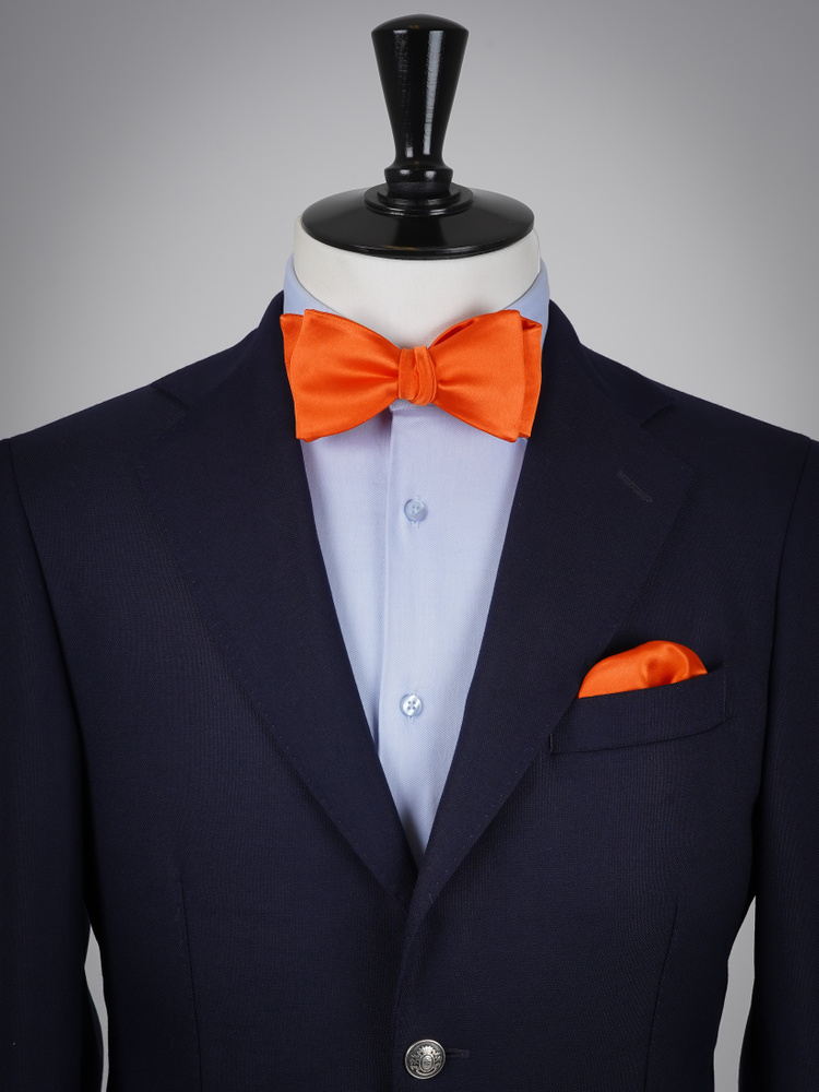 Selbstbinder Orangefarbene Fliege & Einstecktuch