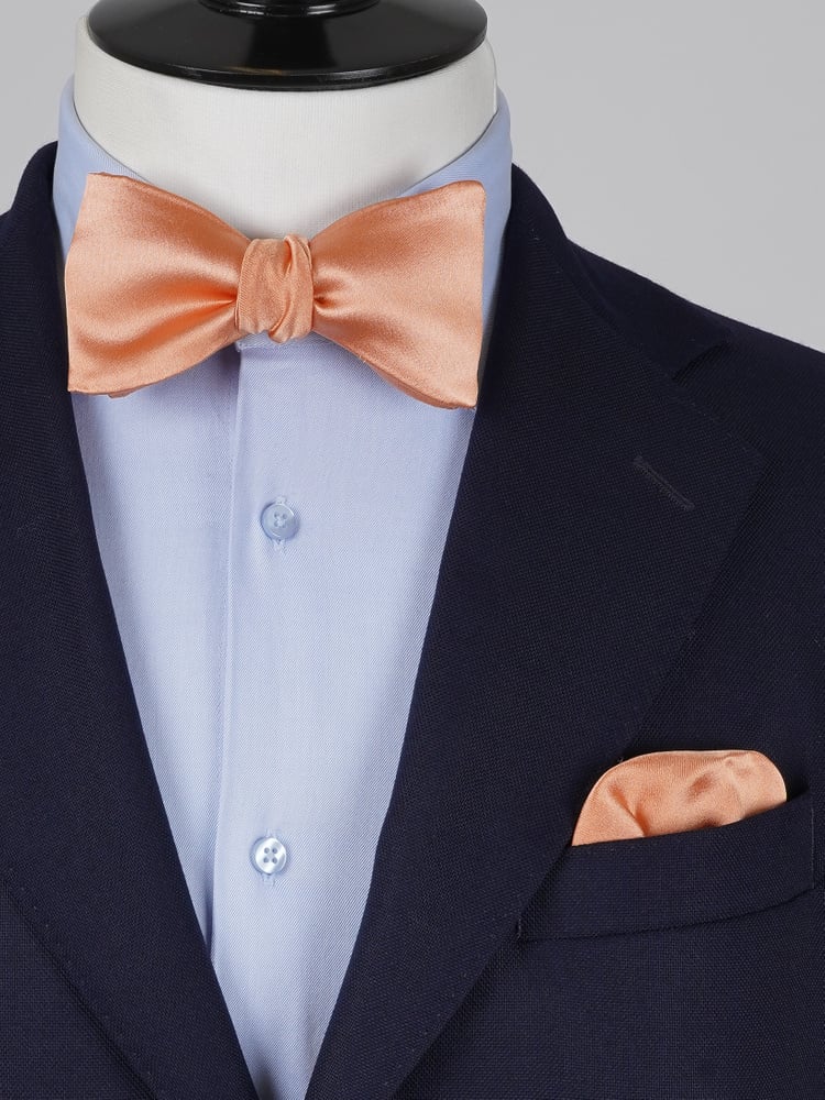 Selbstbinder Apricotfarbene Fliege & Einstecktuch