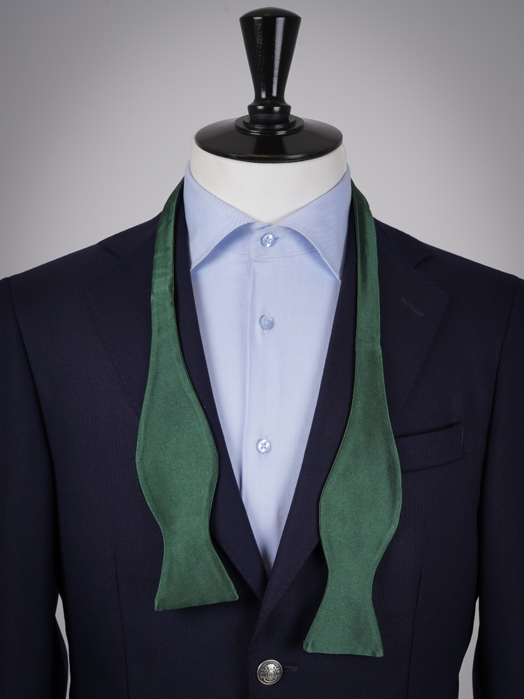 Selbstbinder Dunkelgrüne Fliege & Einstecktuch