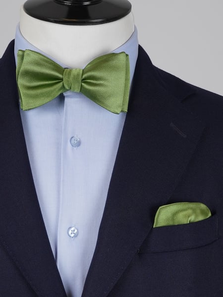 Solmittava vaalea oliivinvihreä rusetti & taskuliina