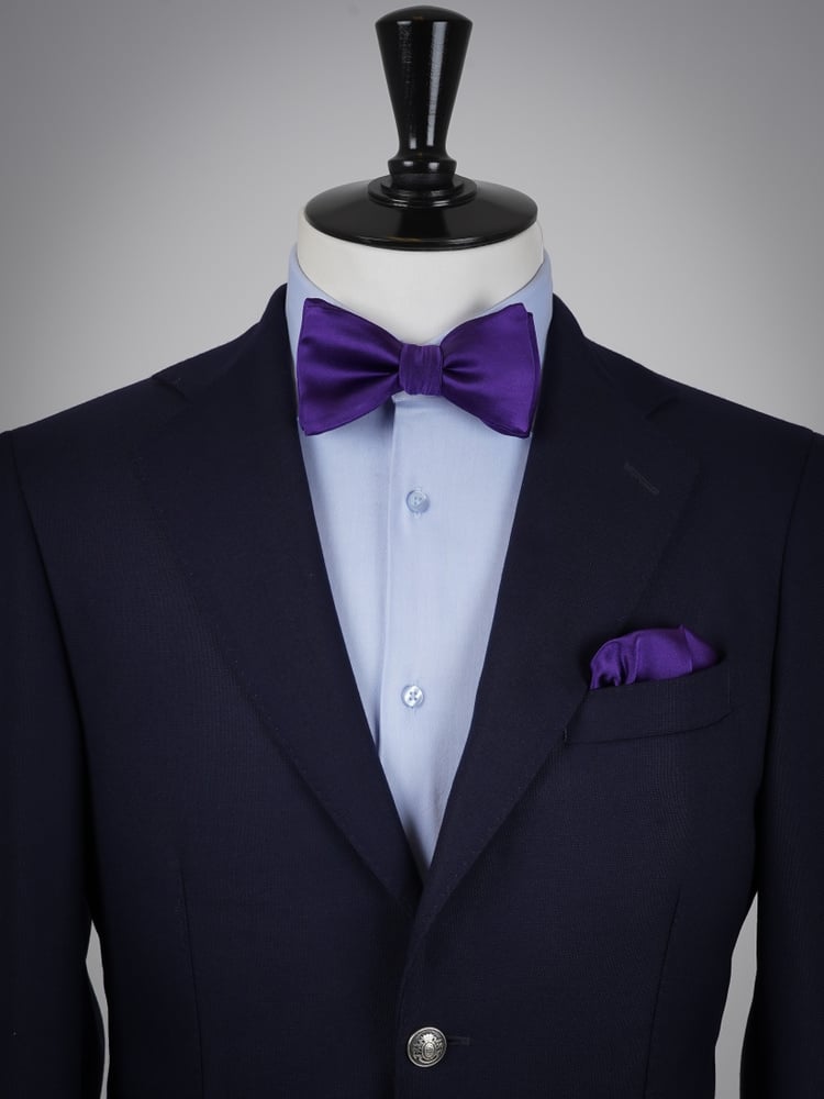 Selbstbinder Dunkellila Fliege & Einstecktuch