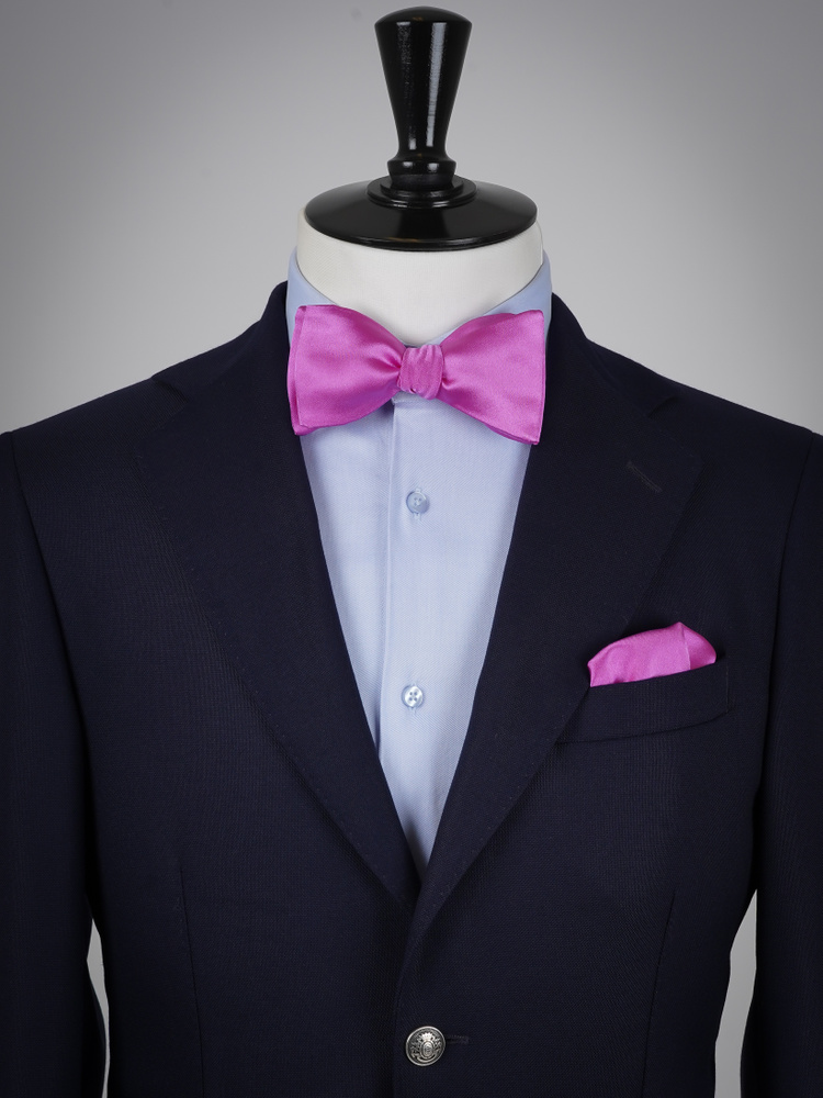 Selbstbinder Fuchsiafarbene Fliege & Einstecktuch