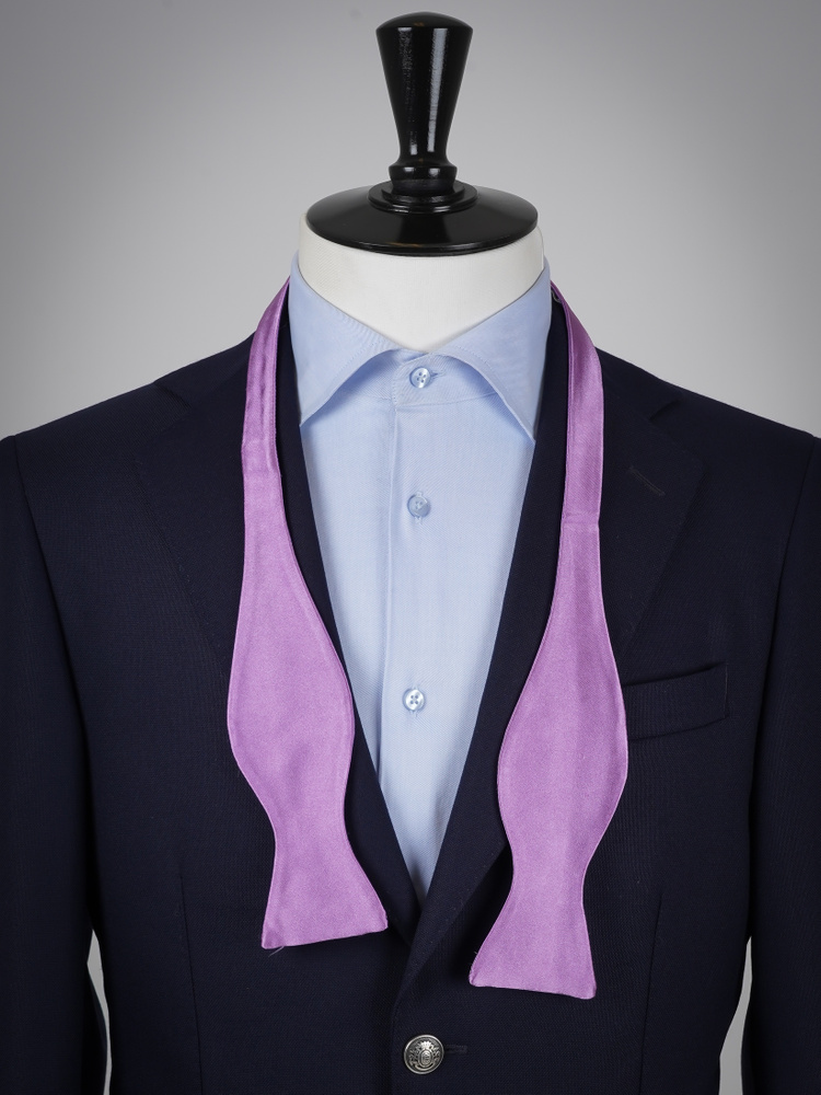 Selbstbinder Helllila Fliege & Einstecktuch