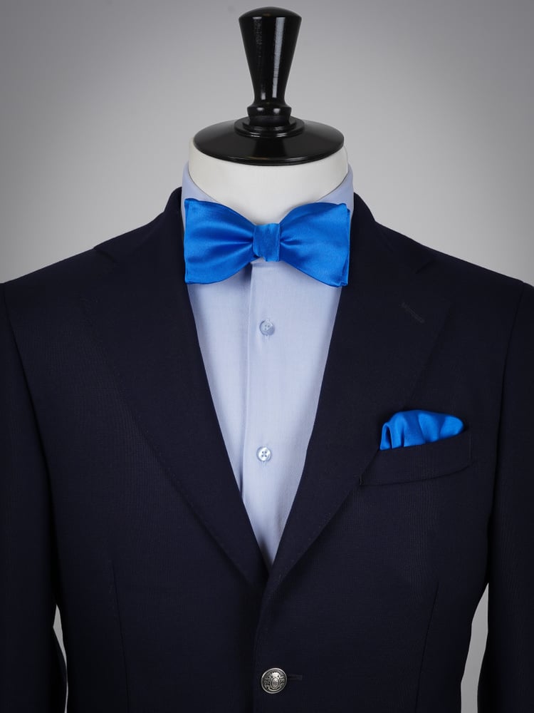 Selbstbinder Saphirblaue Fliege & Einstecktuch