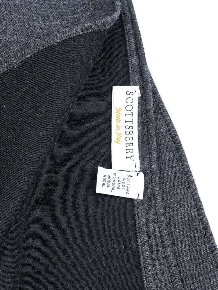 Szürke és sötétkék gyapjúsál Neive