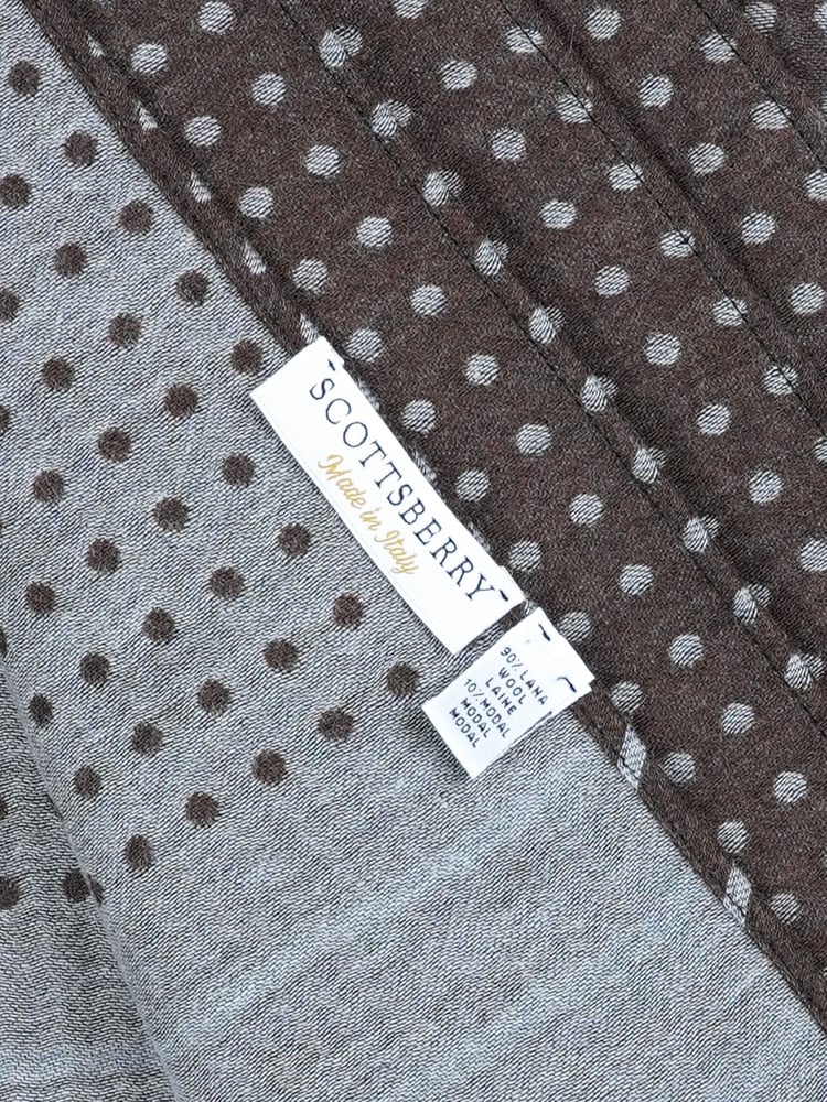 Barna gyapjúsál Rasiglia